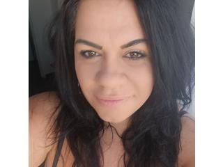 kellysquirtblonde